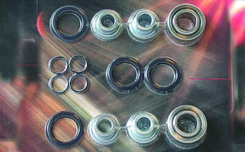 KIT SCHOKDEMPER LAGERS YAMAHA YZ125-250-400-426 98-00 LAGERS EN PAKKINGEN