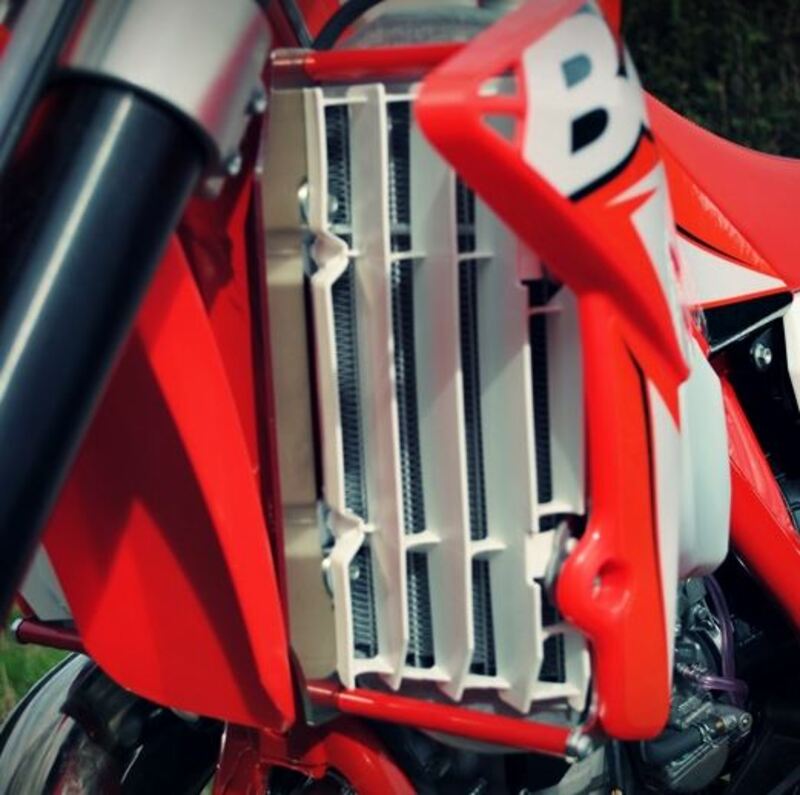 AXP Aluminum radiator protector - Beta