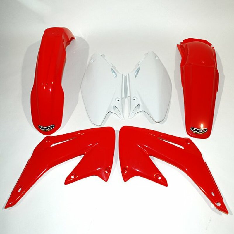 UFO Plastic kit OEM color red/white Honda CR125R/250R