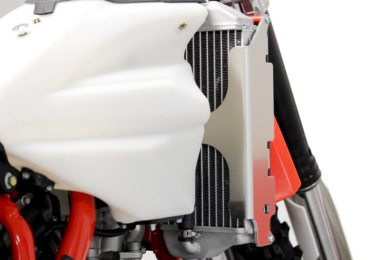 AXP Xtrem Radiator Guard HDPE