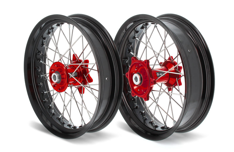 ART SM Complete front and rear wheel 17x3.50/17x4.50 black rim/red hub Beta